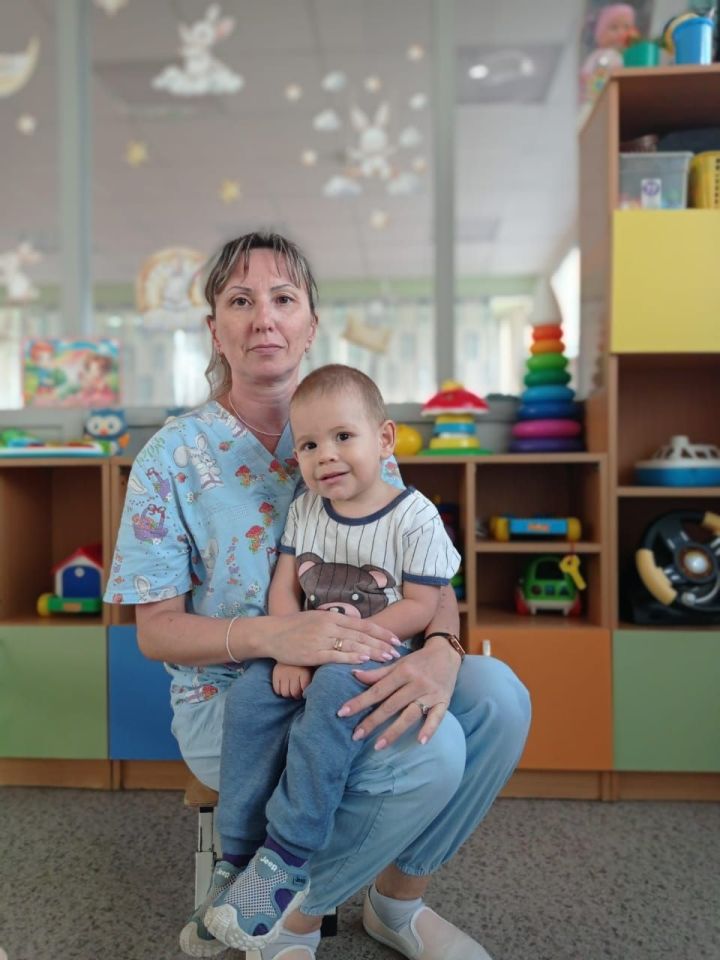 Тәрбиячеләрне котлау